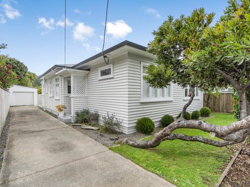 9 Hinau Street, Eastbourne