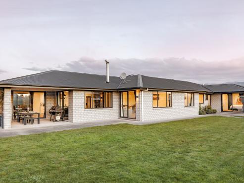 44 Eastons Road, Westport