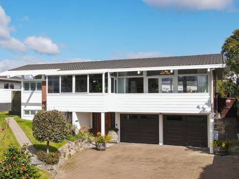 12 Carlton Street, Glenholme