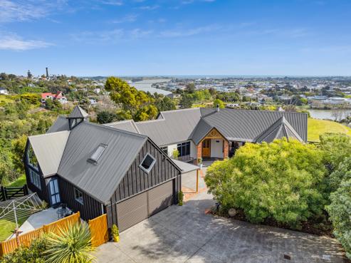 38 D'arcy Road, Bastia Hill