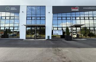 360m2 Industrial Warehouse, Showroom & Office