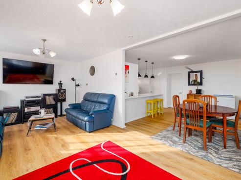 87 Hay Street, Bromley