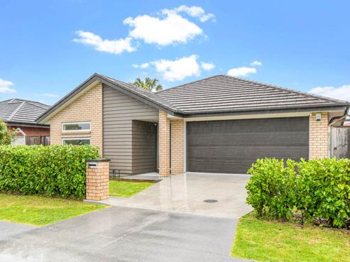 32 Waituarua Drive, Manurewa