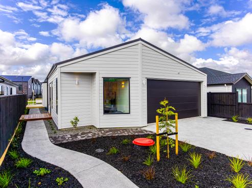 127 Argent Lane, Wainui