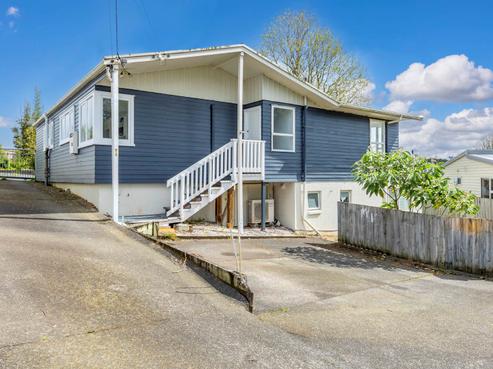 9A Mackwood Place, Birkdale