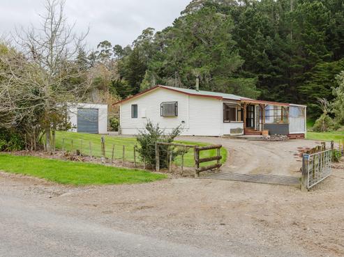 504 Totara Road, Woodville