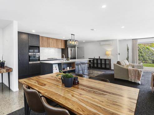 9 Frederick Place, Whalers Gate