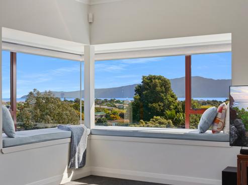 11 Island View Terrace, Waikanae Beach