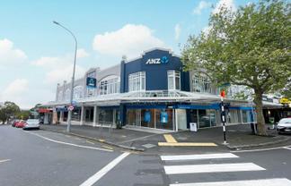 THREE LAMPS PONSONBY OFFICES
