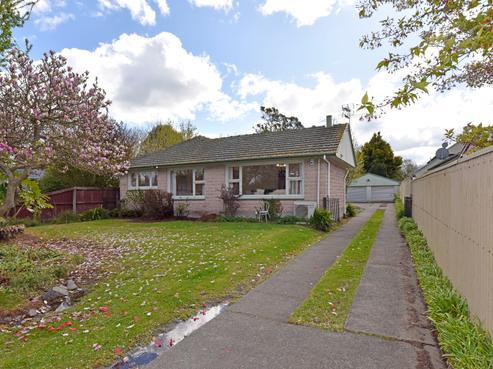 91 Crofton Road, Harewood