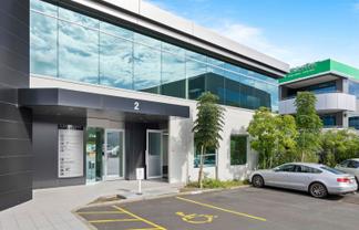 SMART GROUND FLOOR OFFICE
