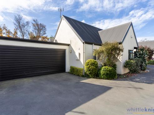 2/179 Clyde Road, Burnside
