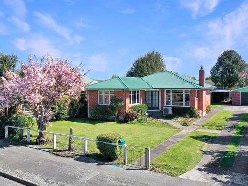 69 Leeston Street, Hampstead