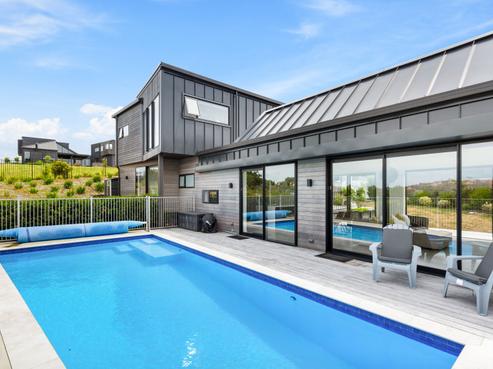 9 Laguna Place, Matakatia