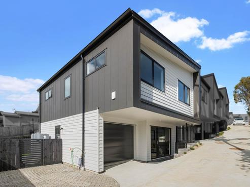 94D Bond Crescent, Forrest Hill