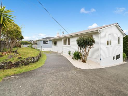 25 Alexander Avenue, Torbay