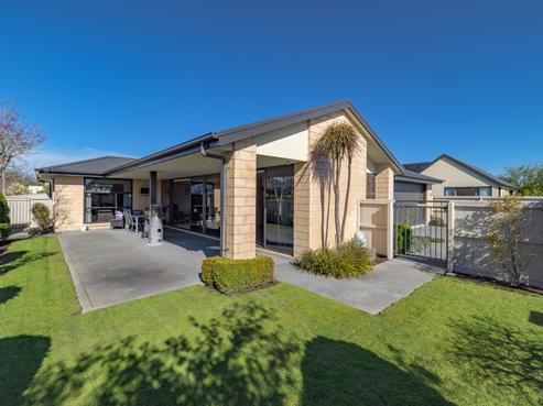 11 Waterford Avenue, Northwood