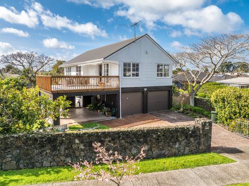 15 Seaforth Avenue, Mangere Bridge