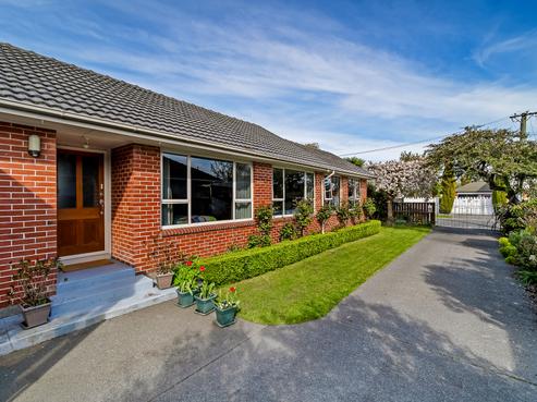 32 Coniston Avenue, Ilam