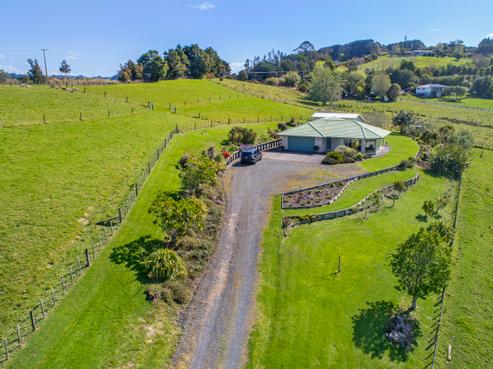 3 Riversong Road, Kauri