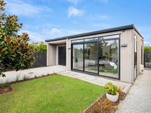 4 Leadership Crescent, Papakura