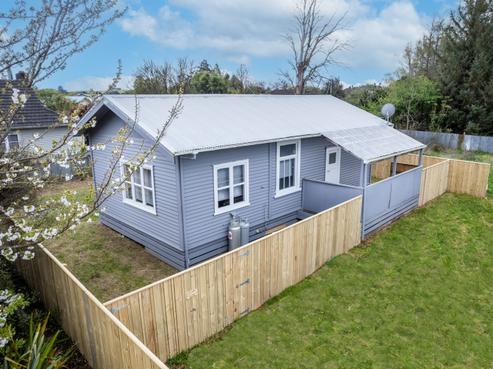 42 Cole Street, Dannevirke