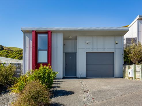 23 Red Beech Avenue, Woodridge