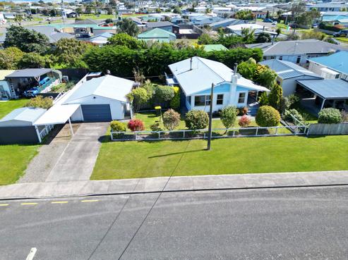 4 Queen Street, Foxton Beach