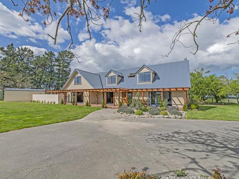1494 Telegraph Road, Darfield