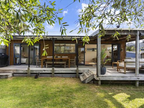 112A Kiwi Road, Whangamata