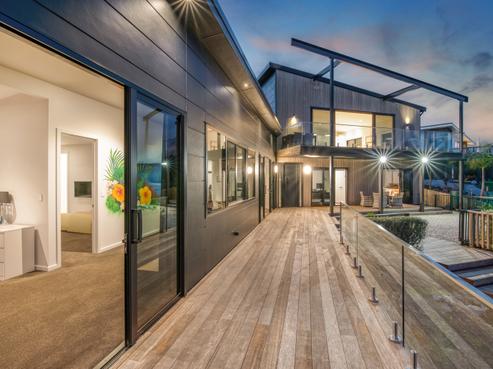 246 Hillcrest Road, Wainui