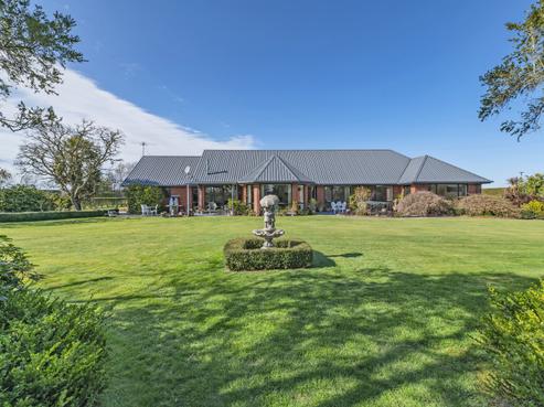 1426 Wards Road, Darfield
