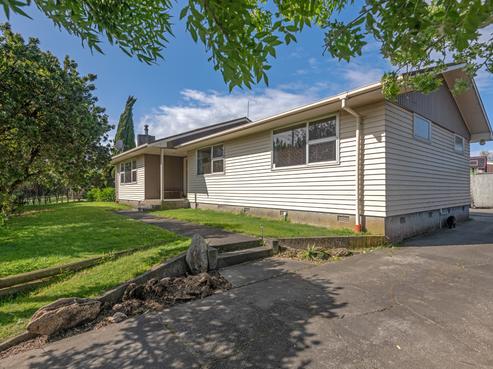 21 Kaimanawa Street, Kelvin Grove