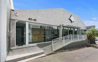 STANDALONE FITTED-OUT FREEMANS BAY OFFICE
