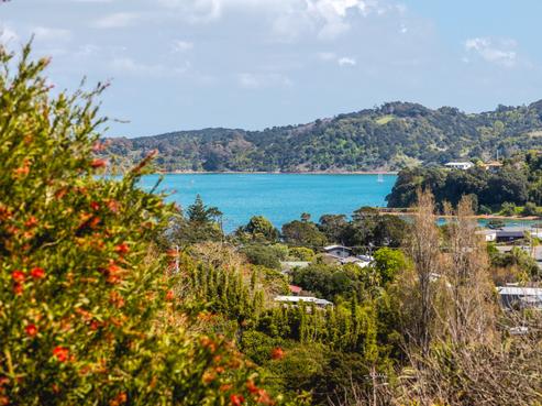 31 Wellington Road, Surfdale