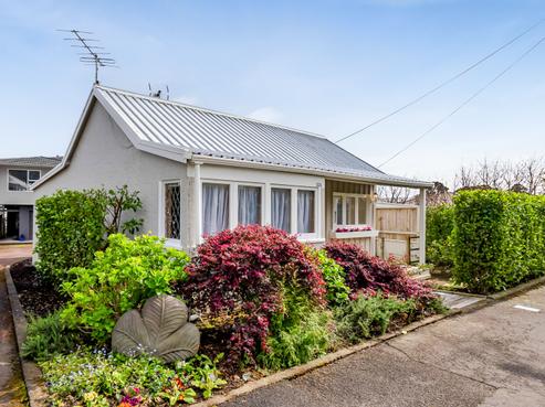 210A Tukapa Street, Westown