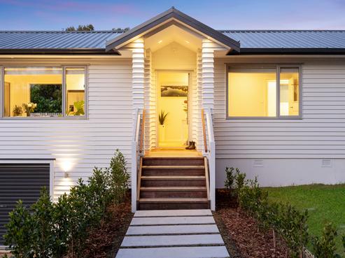 8 Austin Road, Greenhithe