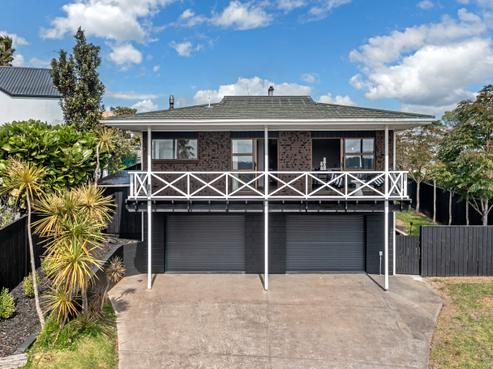 10 Mayall Avenue, Beach Haven