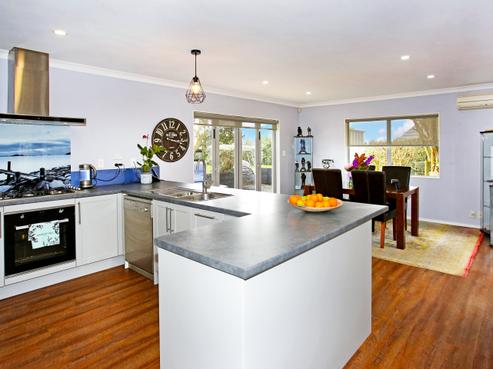 54 Edgewater Parade, Waiuku