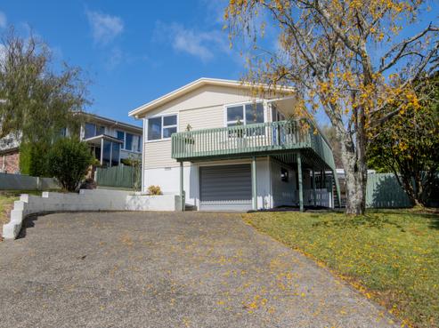 18 Blakeborough Drive, Forrest Hill