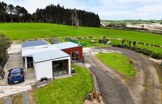 65 Proud Road, Aranga