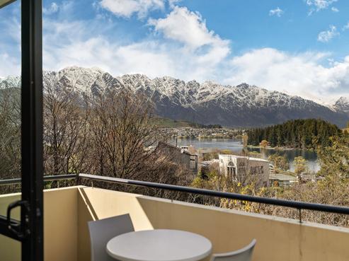421/7 Adelaide Street, Queenstown Central