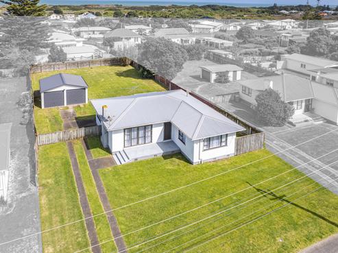 15 Cornfoot Street, Castlecliff