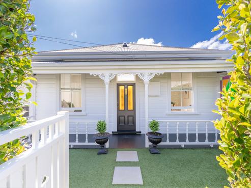 49 Second Avenue, Kingsland