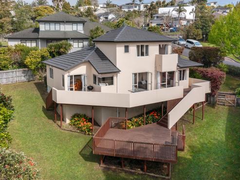 8 Greenleaf Way, Northcross