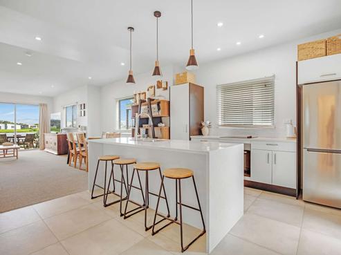 33/101 Harbour Drive, Matarangi
