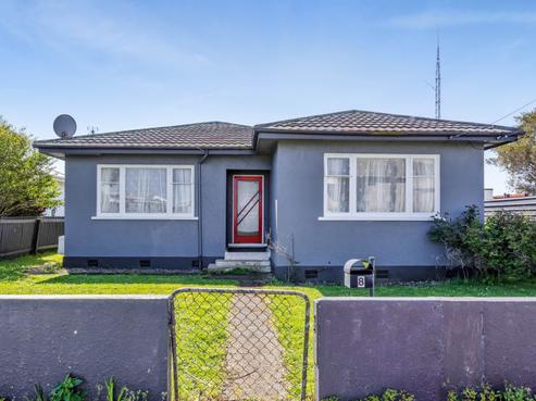8 Wellington Street, Hawera