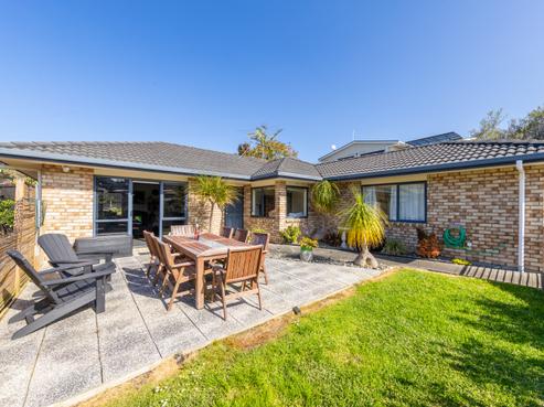 14 Governor Grey Road, Snells Beach