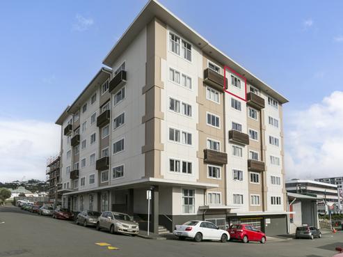 607/12 Martin Square, Te Aro
