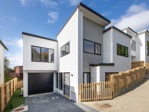 7B Hewlett Road, Massey